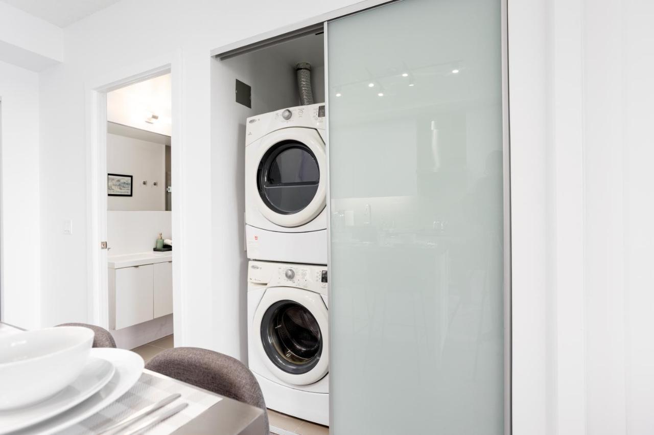 Stylish Suite At 300 Front Street W Торонто Екстер'єр фото